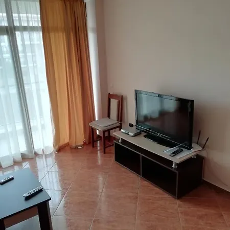 شقة Helios 75 *